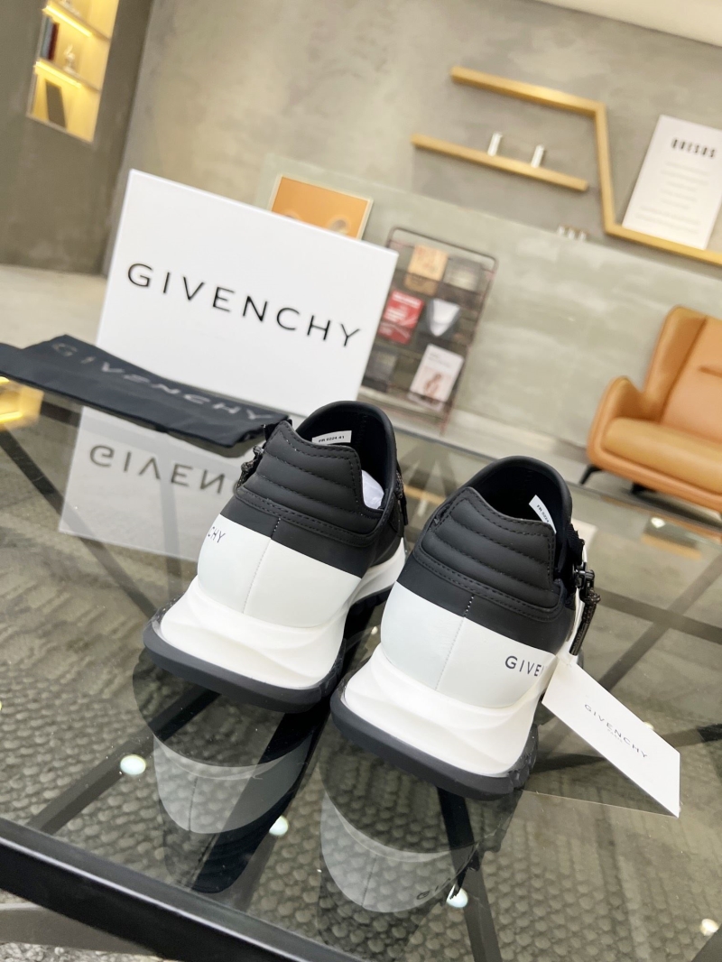 Givenchy Sneakers